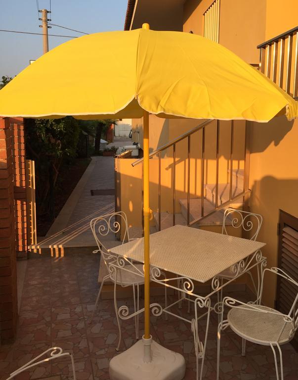 B&B Fiori Gialli Caucana Santa Croce Camerina Bilik gambar