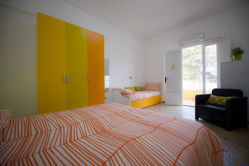B&B Fiori Gialli Caucana Santa Croce Camerina Bilik gambar