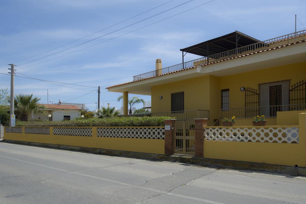 B&B Fiori Gialli Caucana Santa Croce Camerina Luaran gambar